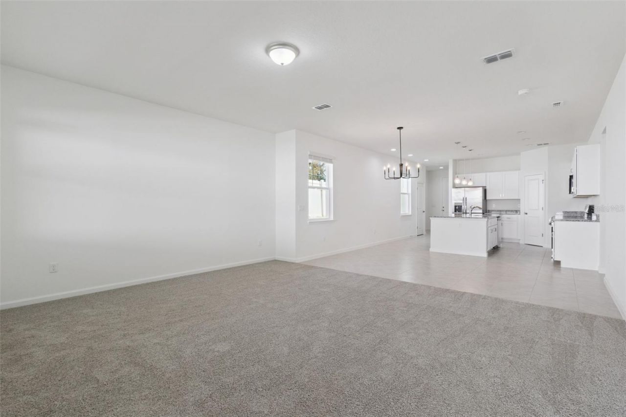 3704 Watercliff Circle, Grand Island, FL 32735 Photo