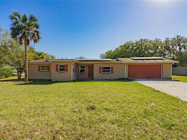 805 S STONE STREET , DELAND, FL 32720