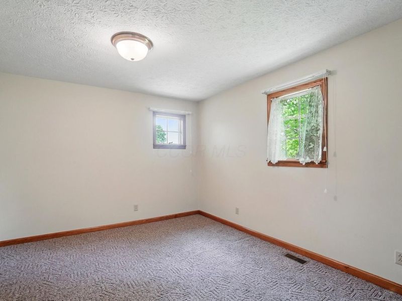 5870 Brook Road NW, Baltimore, OH 43105 Photo 28