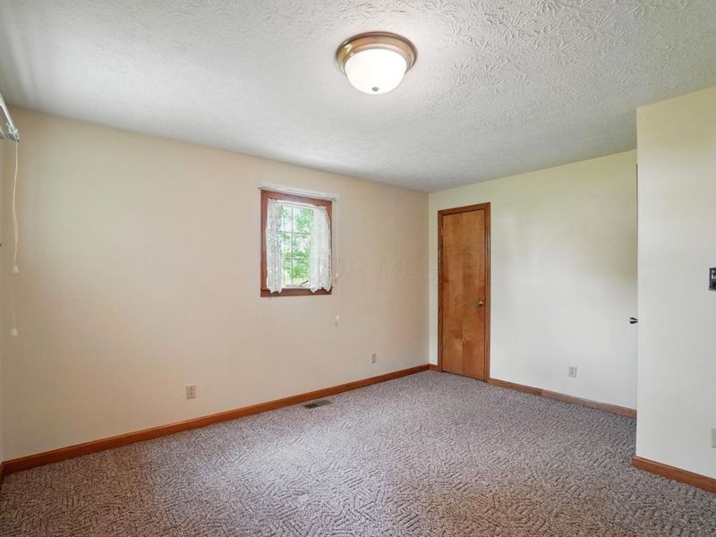 5870 Brook Road NW, Baltimore, OH 43105 Photo 30