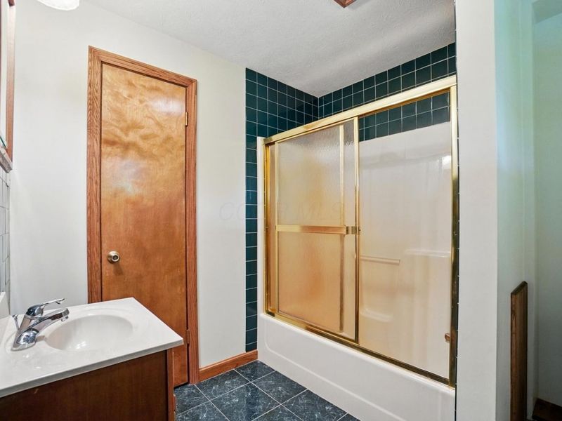 5870 Brook Road NW, Baltimore, OH 43105 Photo 31