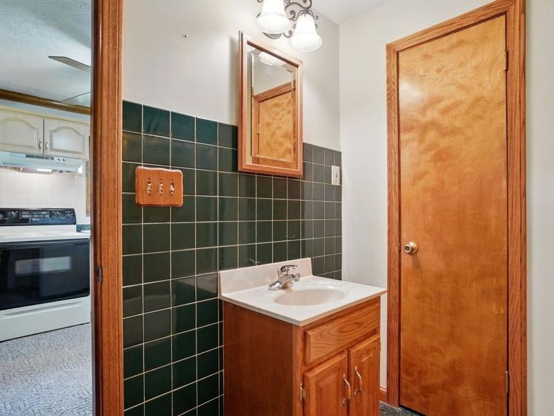 5870 Brook Road NW, Baltimore, OH 43105 Photo 32