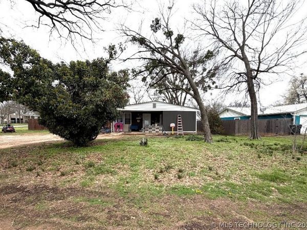 1219 B SE, Ardmore, OK 73401