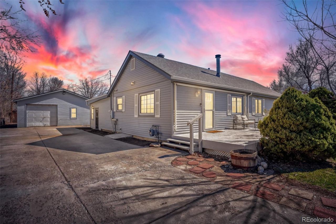 1240 Urban Street, Lakewood, CO 80401 Main Photo