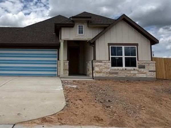 200 Caraway COR, Taylor, TX 76574