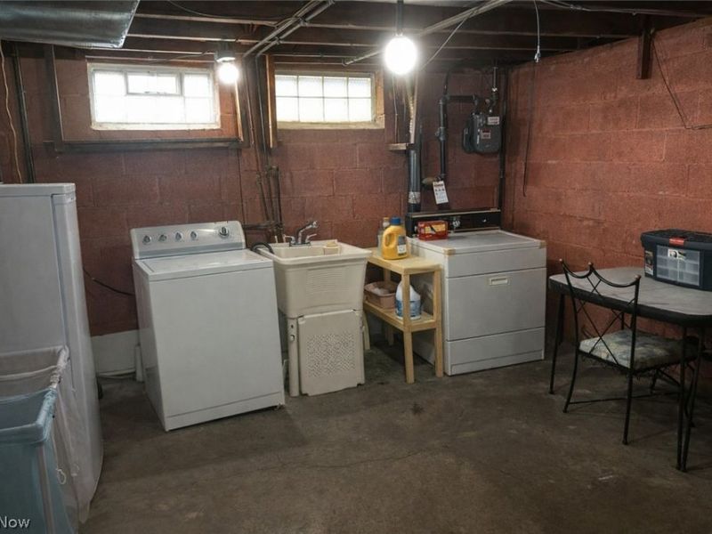 4159 E 150th Street, Cleveland, OH 44128 Photo 15