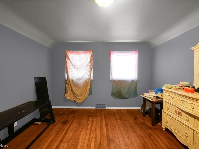 336 E 222nd Street , Euclid, OH 44123 Photo 17