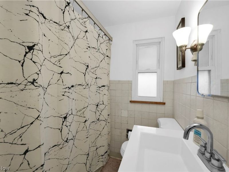 336 E 222nd Street , Euclid, OH 44123 Photo 23