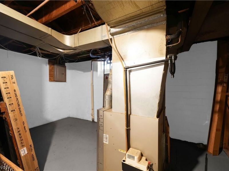 336 E 222nd Street , Euclid, OH 44123 Photo 33