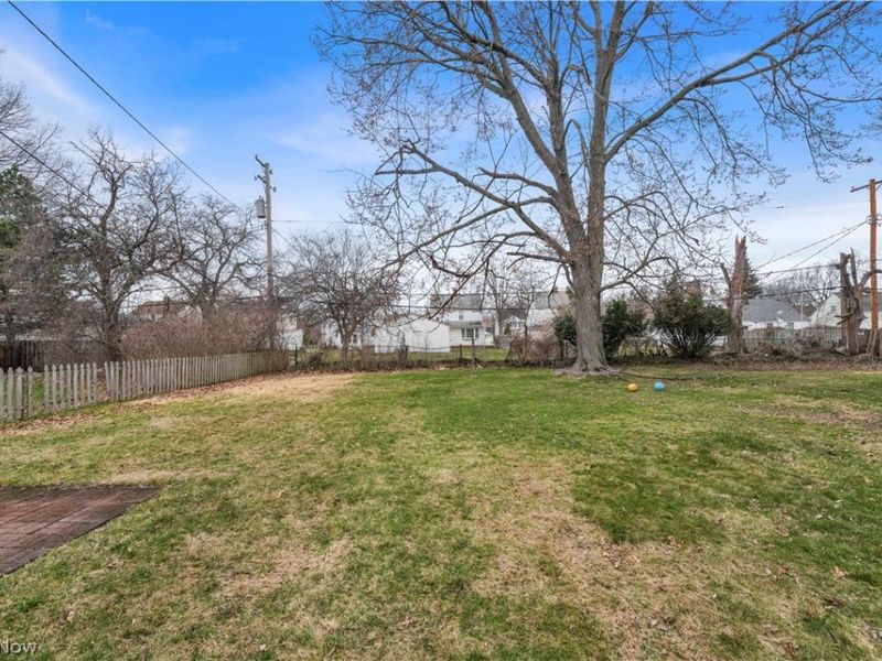 336 E 222nd Street , Euclid, OH 44123 Photo 34