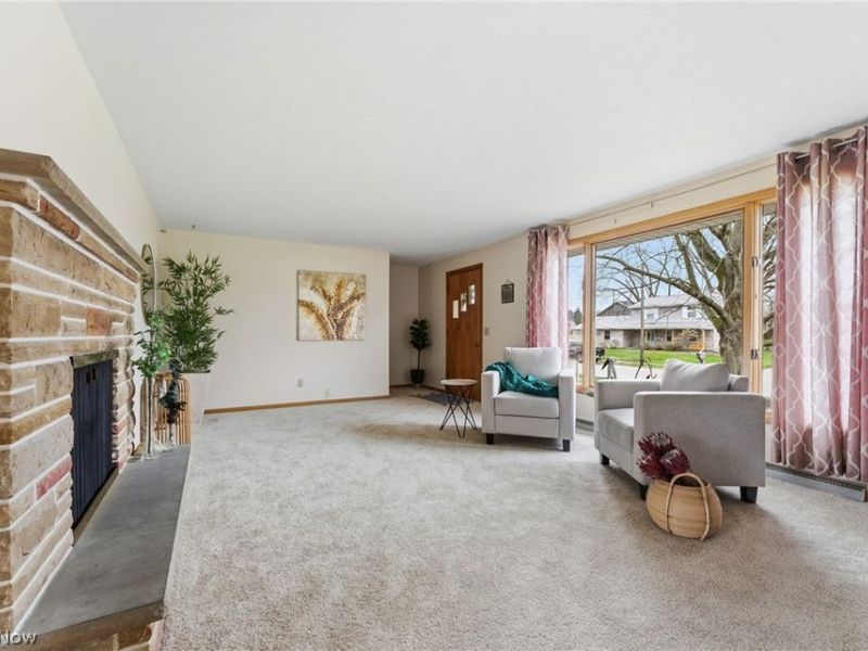 1709 Edmar Street, Louisville, OH 44641 Photo 13