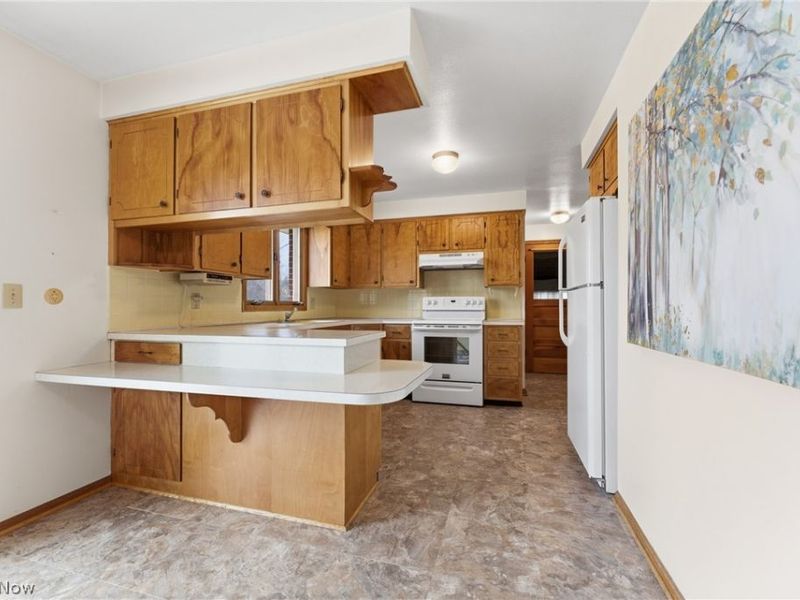 1709 Edmar Street, Louisville, OH 44641 Photo 17