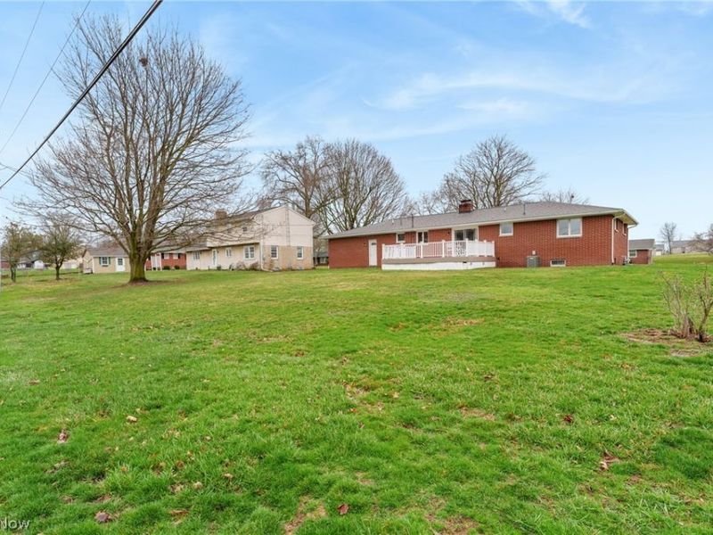 1709 Edmar Street, Louisville, OH 44641 Photo 7