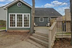 3 Hedgefield Court photo 4