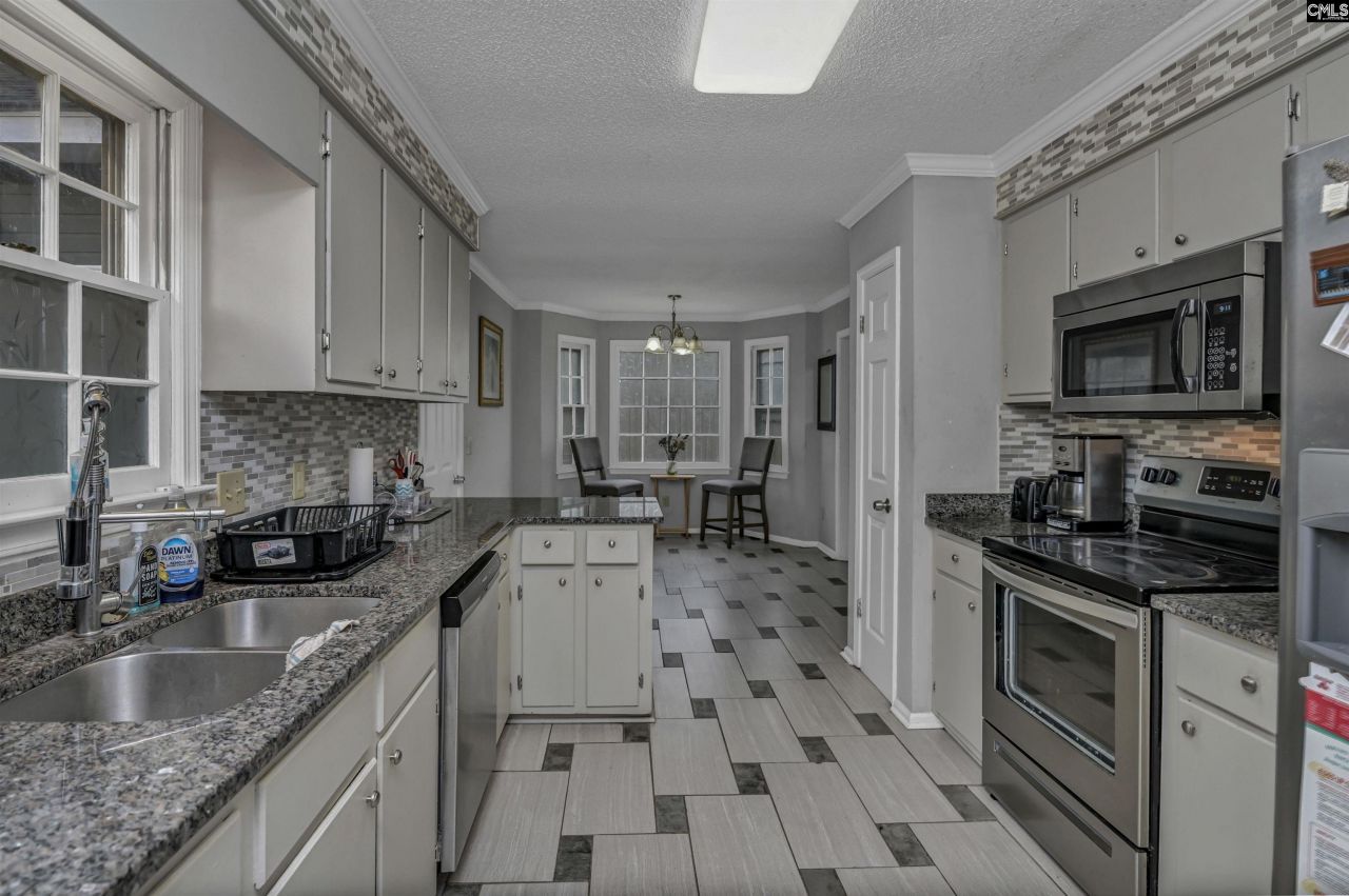 3 Hedgefield Court Photo 7