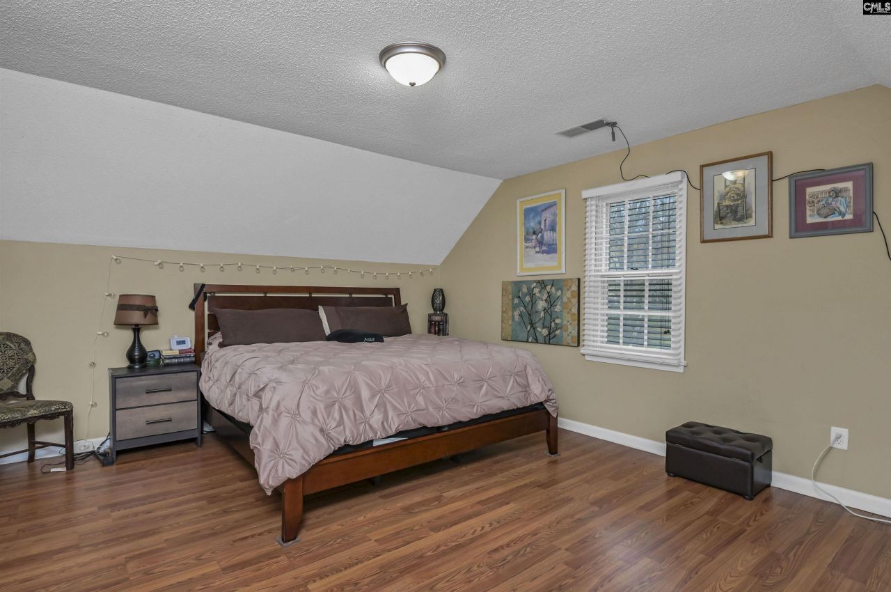 3 Hedgefield Court Photo 9