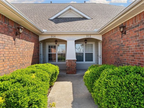 914 S Dixson Street, Rogers, AR 72758