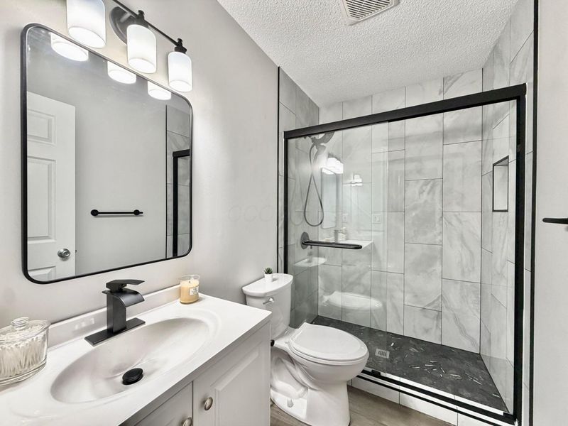 2544 Maxim Lane, Unit 37C, Columbus, OH 43235 Photo 6