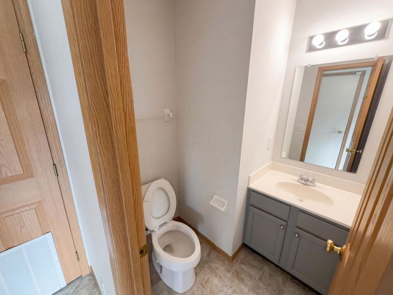 3847 Pendent Lane, Columbus, OH 43207 Photo 14