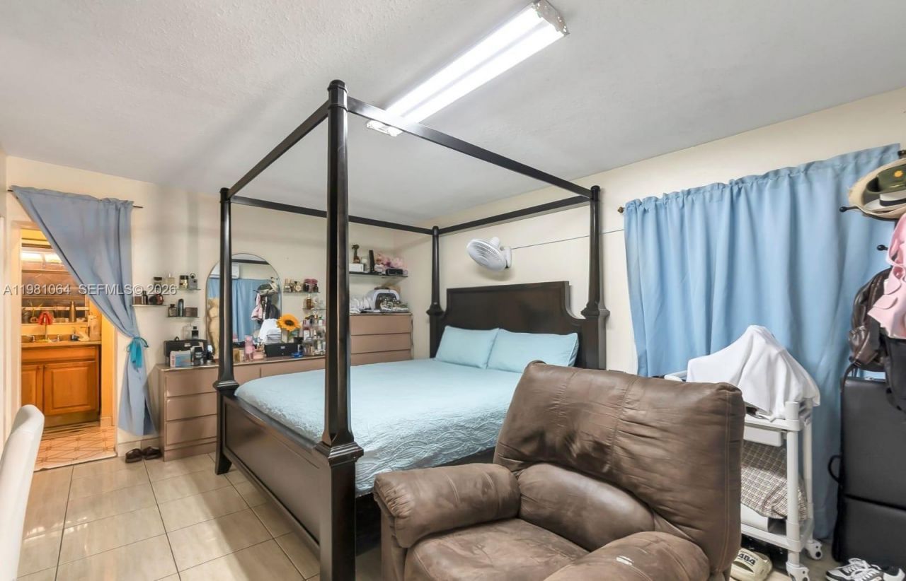3250 NW 14th Ter, Miami, FL 33125 Photo