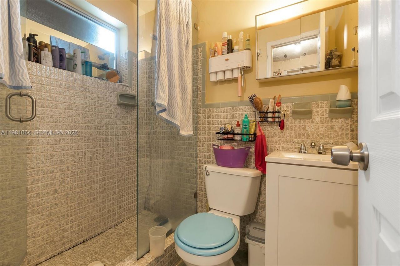 3250 NW 14th Ter, Miami, FL 33125 Photo
