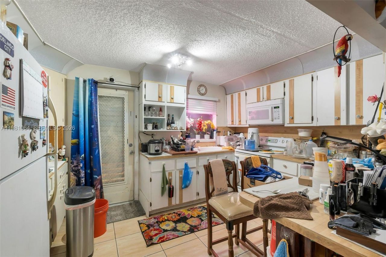 3250 NW 14th Ter , Miami, FL 33125 Photo