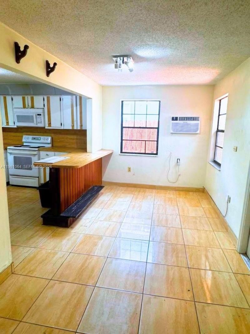 3250 NW 14th Ter, Miami, FL 33125 Photo