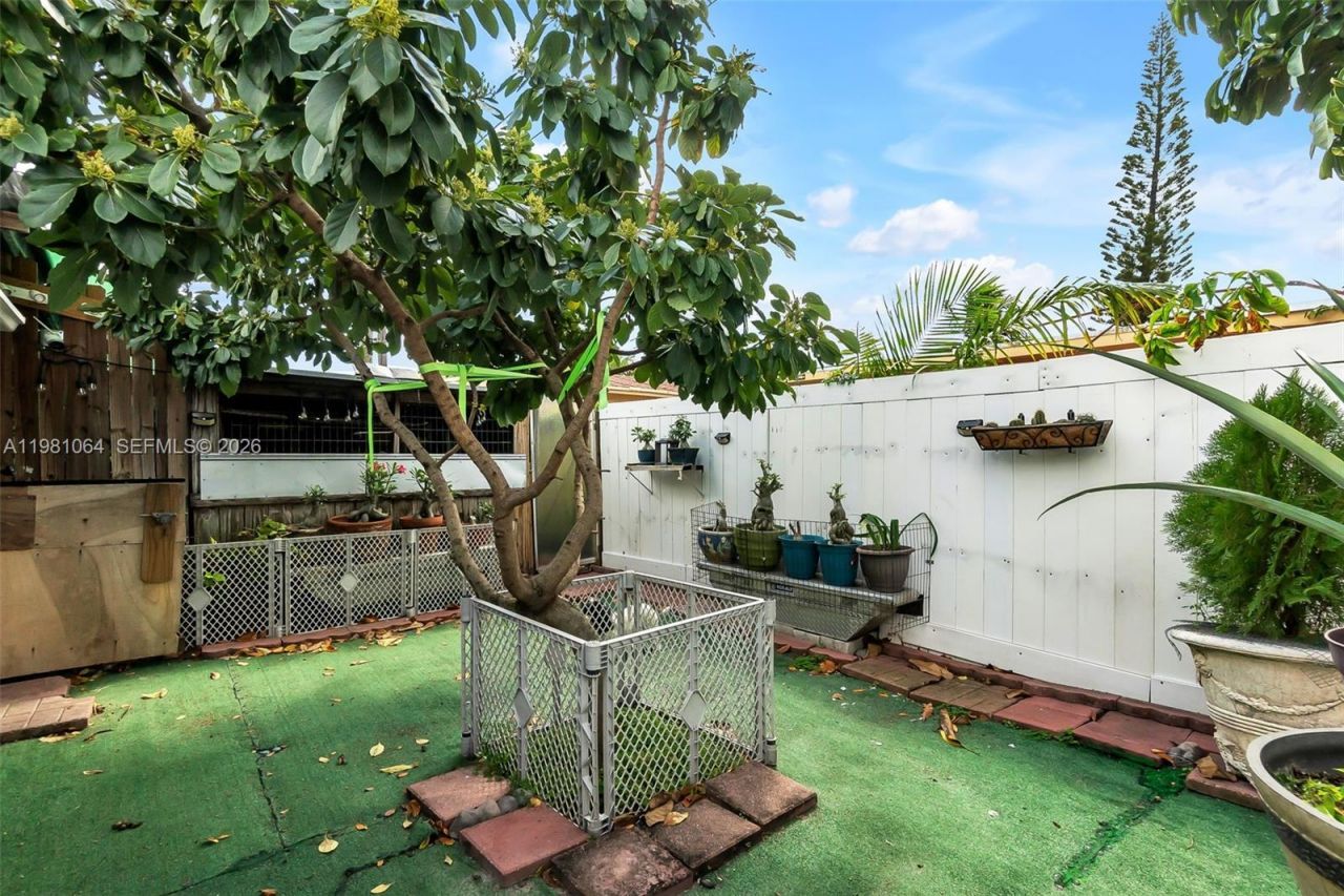 3250 NW 14th Ter , Miami, FL 33125 Photo