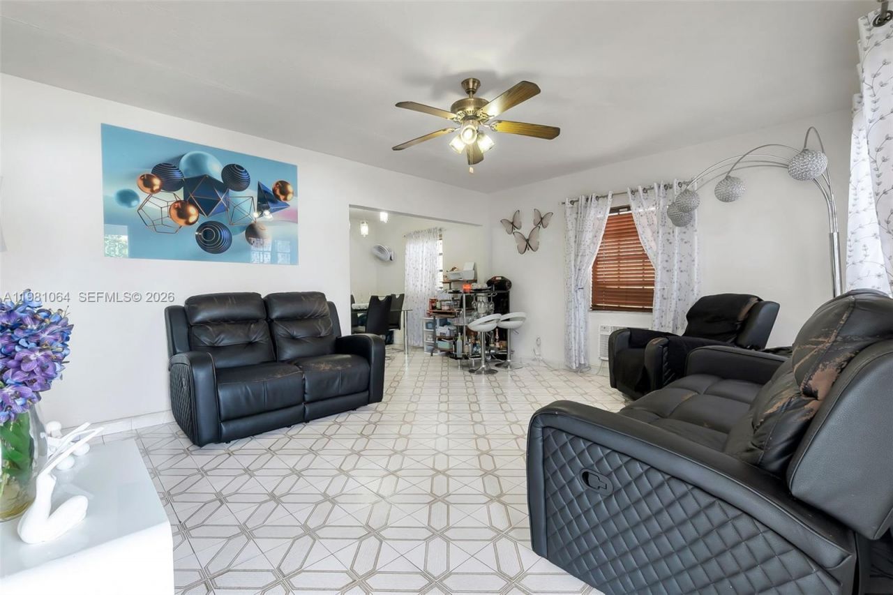 3250 NW 14th Ter , Miami, FL 33125 Photo