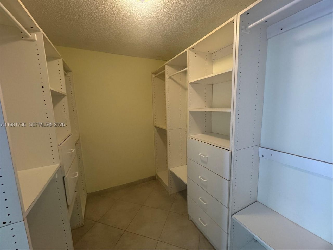 2049 S Ocean Dr , Unit 806, Hallandale Beach, FL 33009 Photo