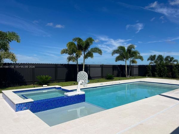 16 NW 10 Avenue, Cape Coral, FL 33993