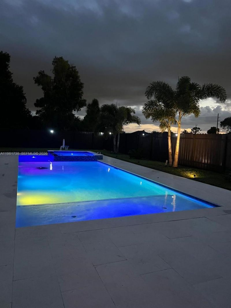 16 NW 10 Avenue, Cape Coral, FL 33993 Photo