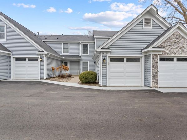 14271 Bedford Drive, Eden Prairie, MN 55346