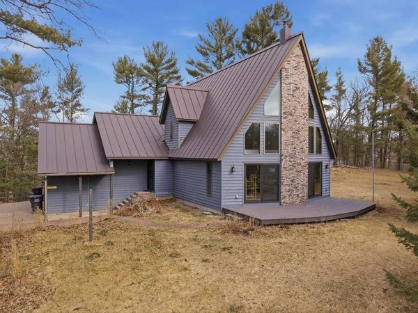 10174 YELLOW BRICK ROAD, Amherst, WI 54406