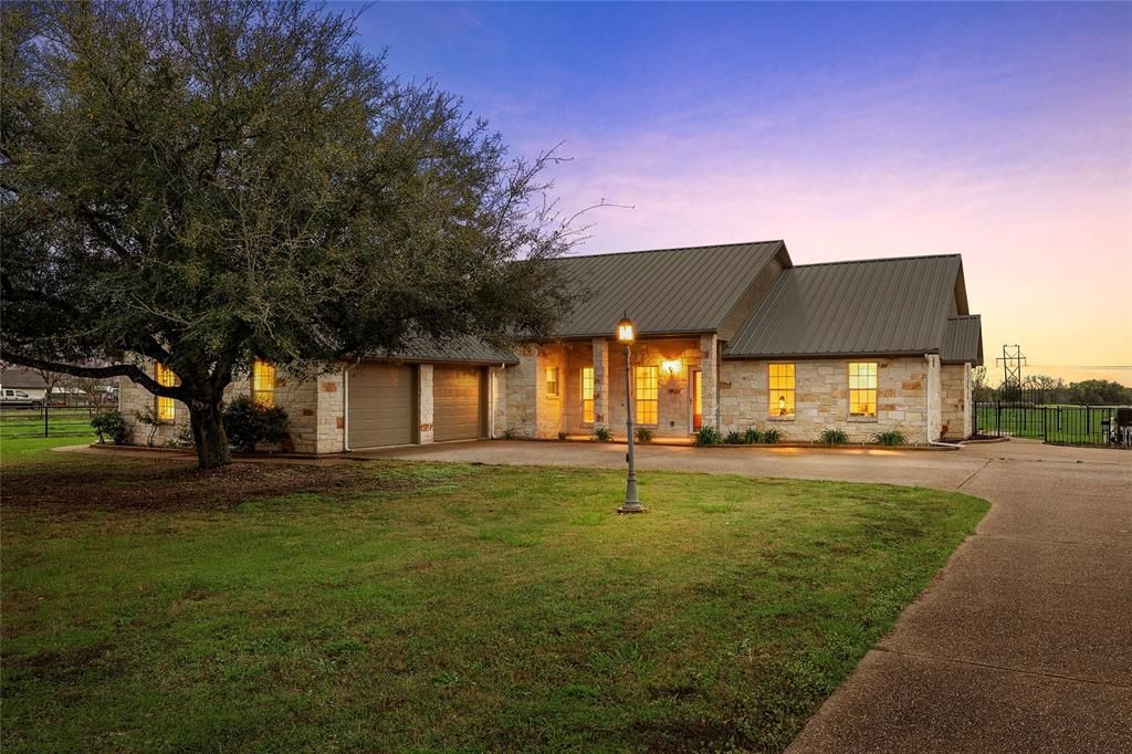 602 Downsville Road, Robinson, TX 76706 Main Photo