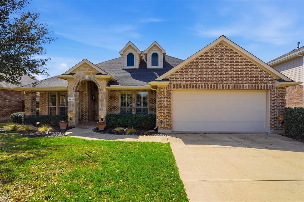 9421 Drovers View Trail, Fort Worth, TX 76131 Main Photo