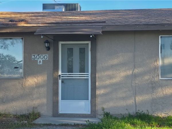 3000 E McGraw Road , Unit B, Pahrump, NV 89061