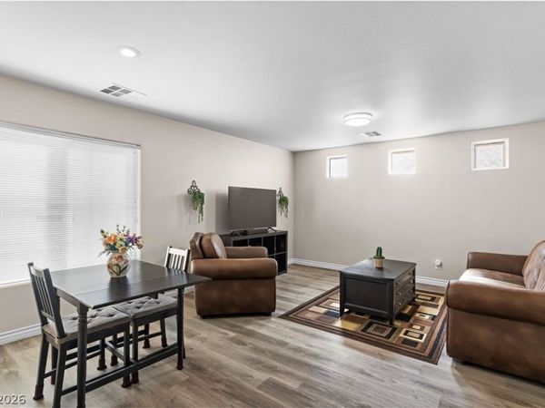 6307 Petron Court, Las Vegas, NV 89139