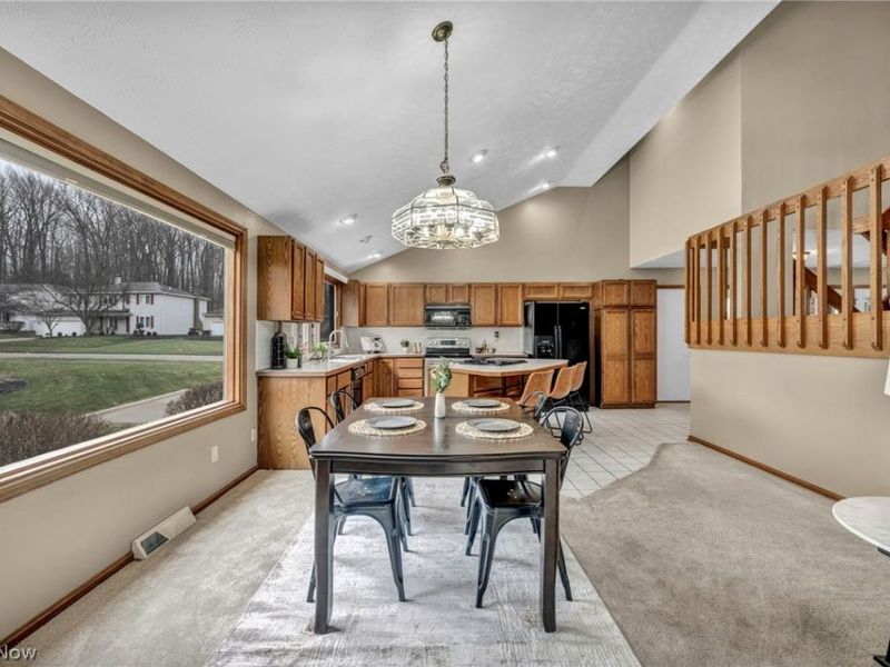 5810 Ely Vista Drive, Parma, OH 44129 Photo 11