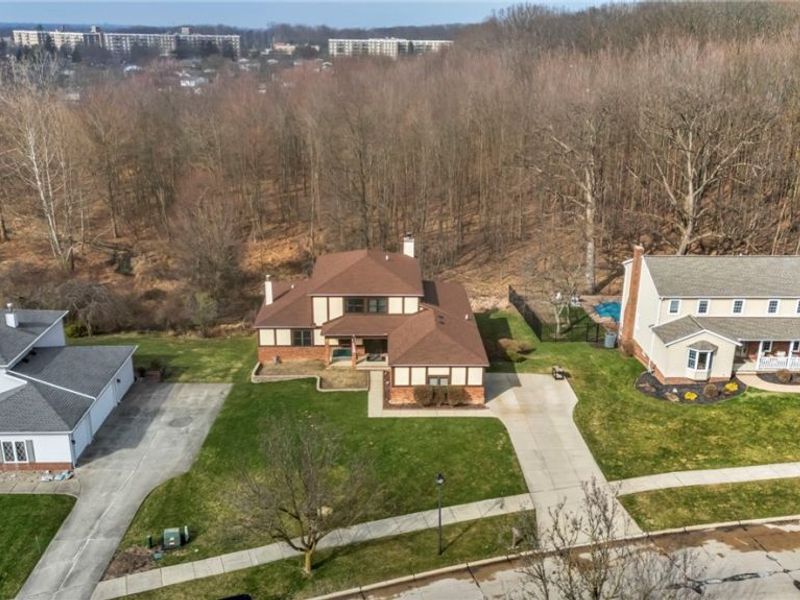 5810 Ely Vista Drive, Parma, OH 44129 Photo 5