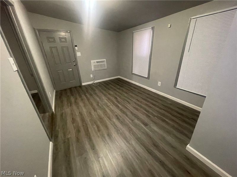 12007 Beulah Avenue, Unit down, Cleveland, OH 44106 Photo 3