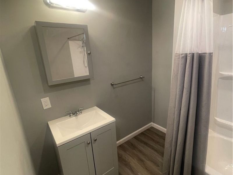 12007 Beulah Avenue , Unit down, Cleveland, OH 44106 Photo 6