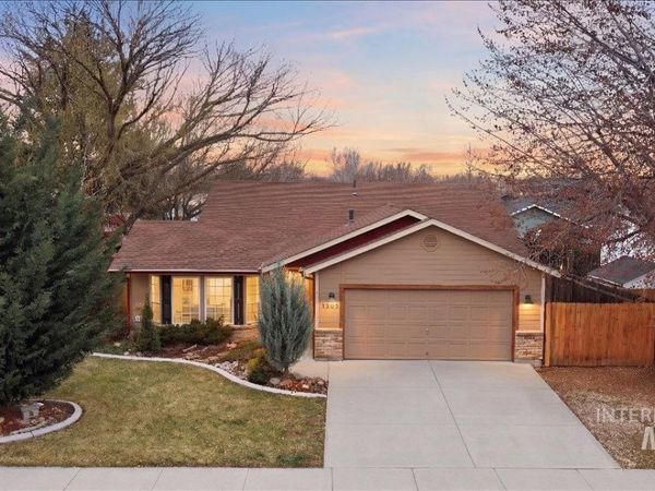 1305 N Sandlin Ave, Meridian, ID 83642