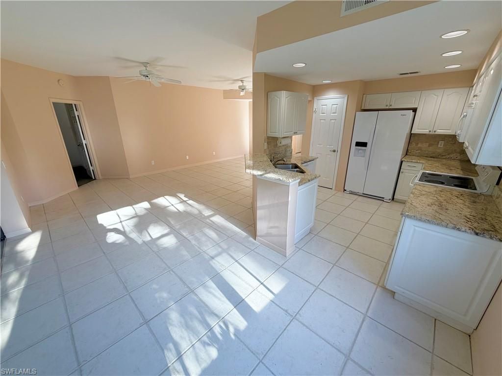 27021 Oakwood Lake Dr, Unit 101, Bonita Springs, FL 34134 Photo