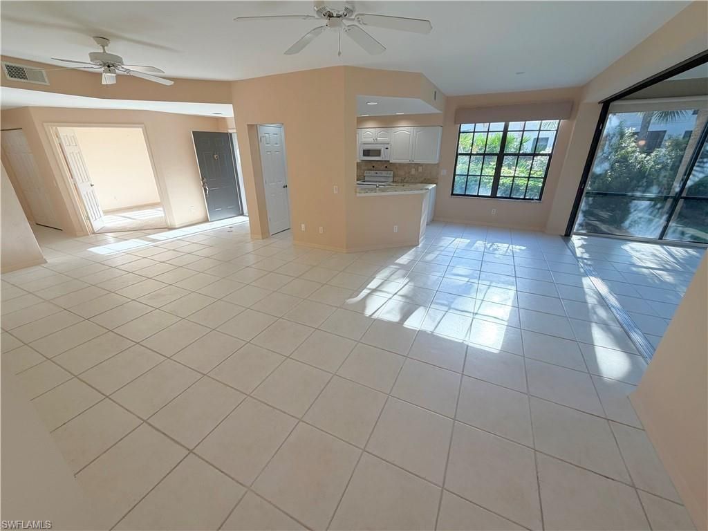 27021 Oakwood Lake Dr, Unit 101, Bonita Springs, FL 34134 Photo
