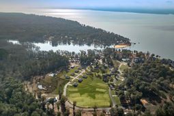 1799 Gordon Road photo 4