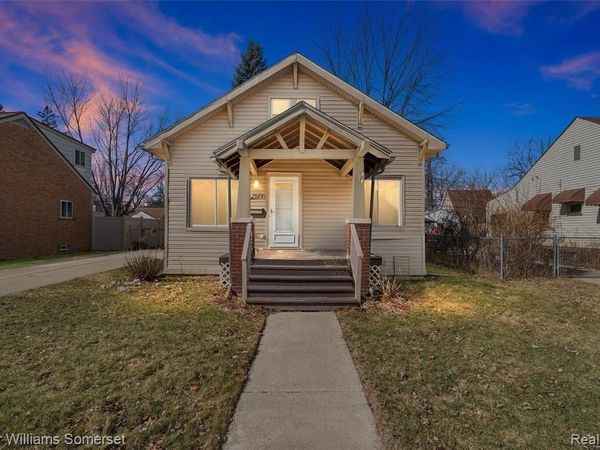 22065 Linwood Avenue, Eastpointe, MI 48021
