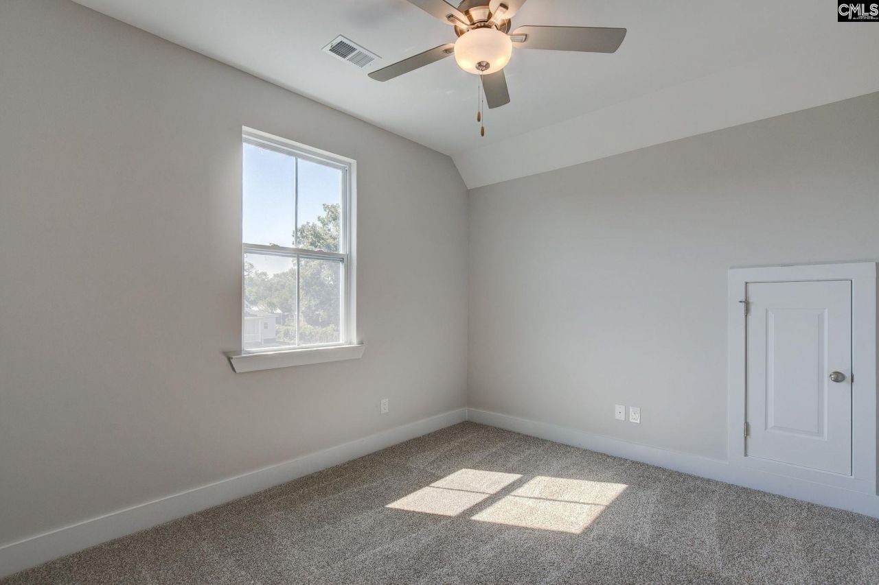 750 Poplar Street Photo 24