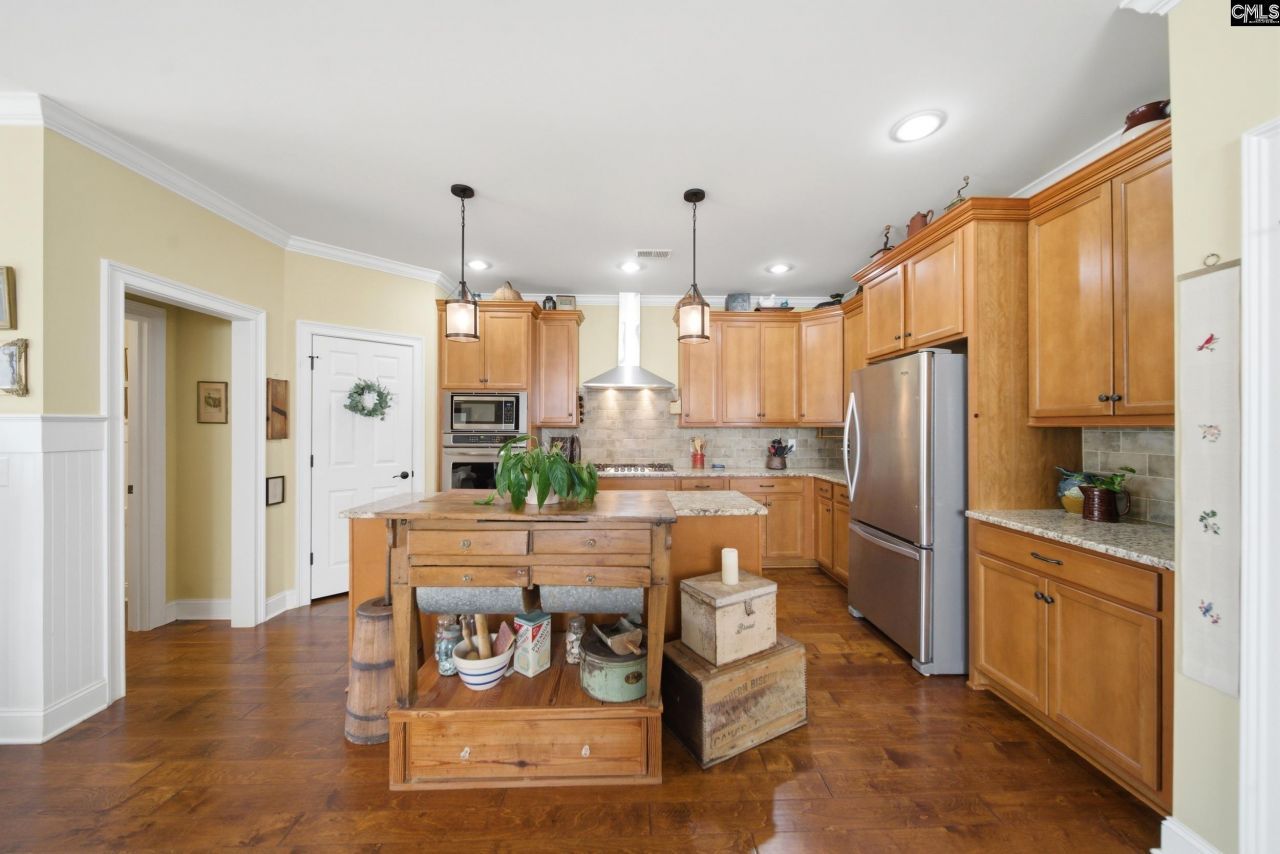 315 River Club Road Photo 8