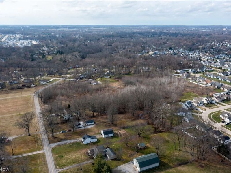 39046 E River Road, Elyria, OH 44035 Photo 34